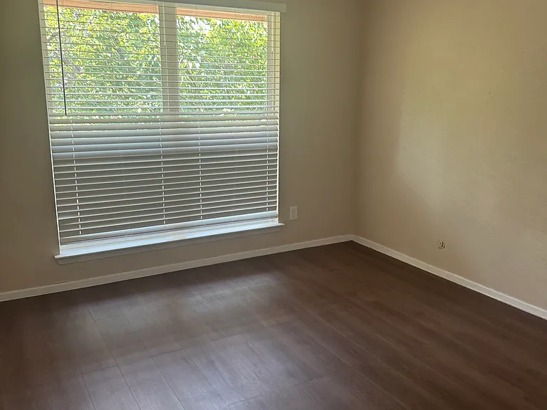 312 Arborview Dr — Photo 7