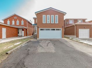 61 Kingknoll Dr, Brampton, ON L6Y 3G6