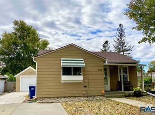 2109 E Austin St, Sioux Falls, SD 57103