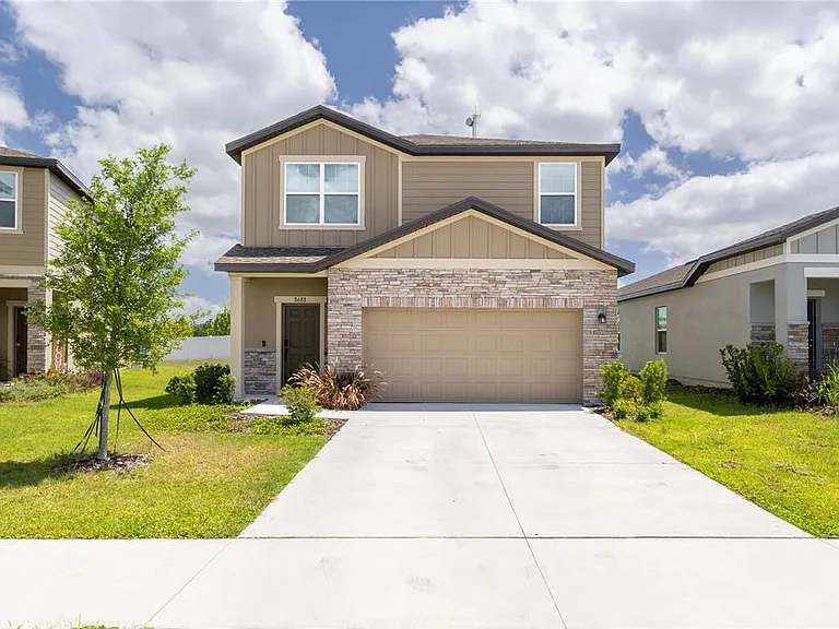 8688 Sportsman Loop — Photo 1
