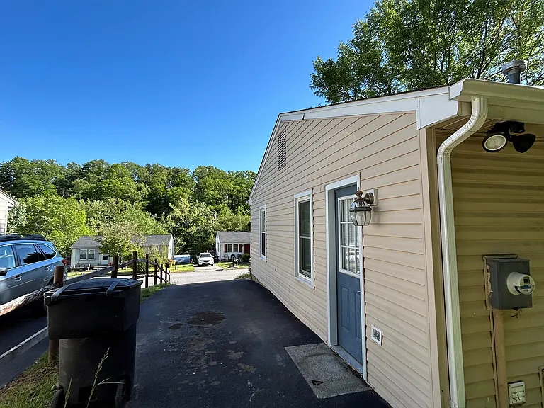 8367 Robin Lynn Rd — Photo 8