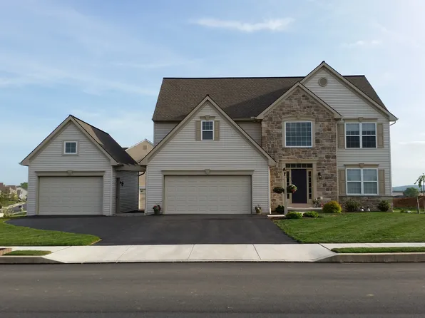 811 Jasmine Ave, Mount Joy, PA 17552