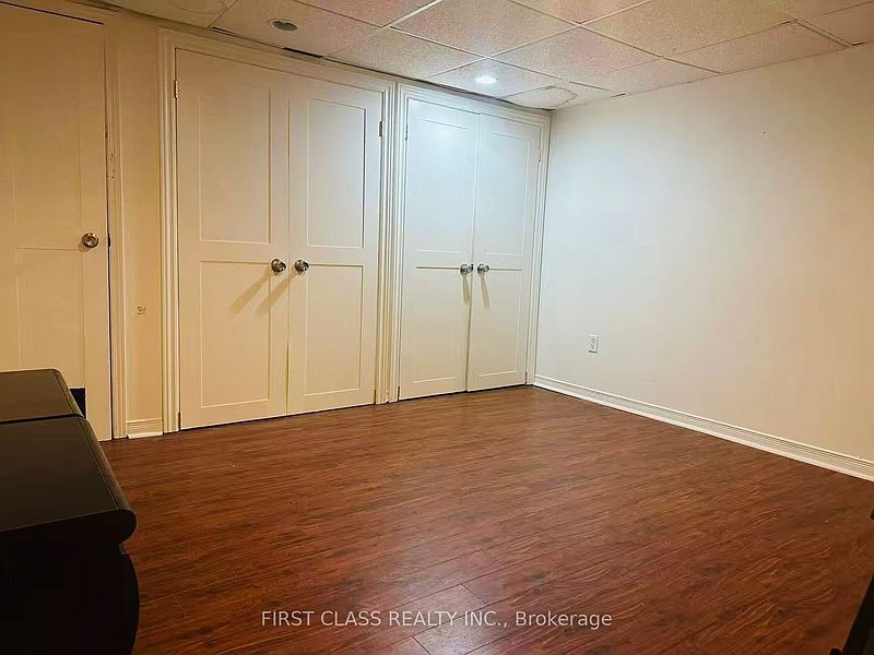 Aurora House for rent - 2 Bedrooms — photo 9
