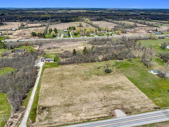 4th image of 716 Christie Lake Rd