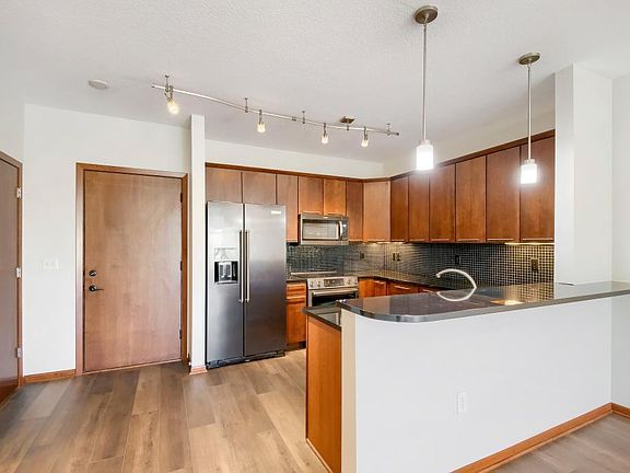 4th image of 3251 Louisiana Ave S APT 223
