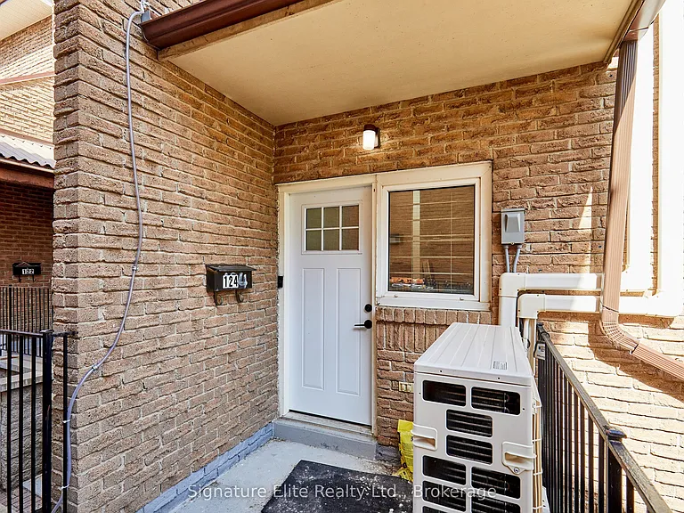 50 Scarborough Golf Club Rd #124 — Photo 28