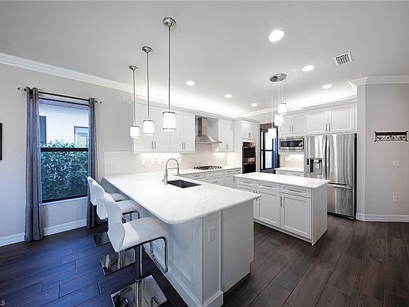 4th image of 4074 Aspen Chase Dr