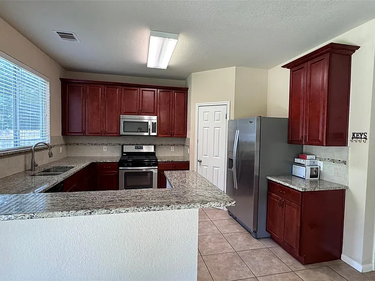 2211 Bent Bow Dr — Photo 12