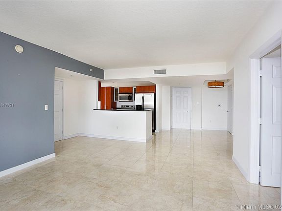 5th image of 3232 Coral Way APT 409