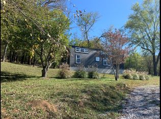 189 Hamestring Rd, Fayetteville, TN 37334