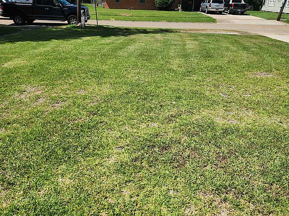 3rd image of 1104 Arkansas St