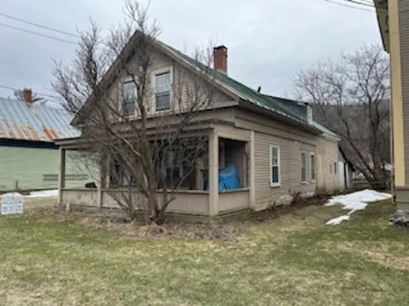 305 VT Route 110, Chelsea, VT 05038