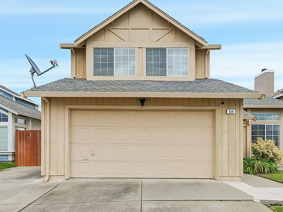 2nd image of 556 Somerville Circle