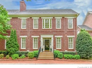 5124 Fairlawn Crescent Ct, Charlotte, NC 28226