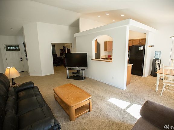4th image of 510 N Kentucky Dr