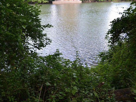 2nd image of 3917 Boyds Bridge Pike