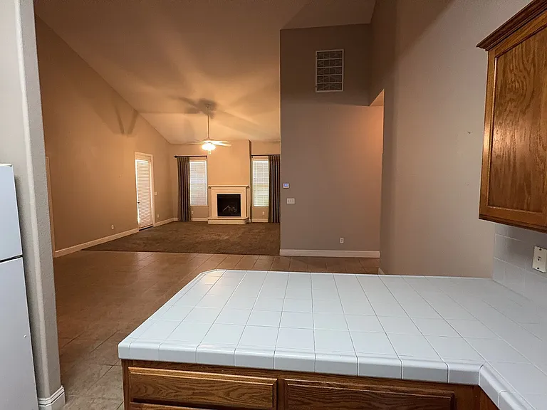 2143 S Church Ave — Photo 2