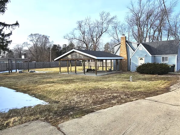 36107 N Green Bay Rd, Waukegan, IL 60087