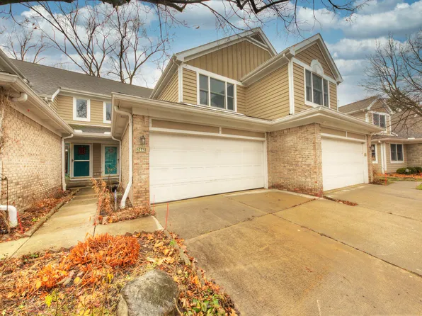 2442 Mulberry Ct, Ann Arbor, MI 48104