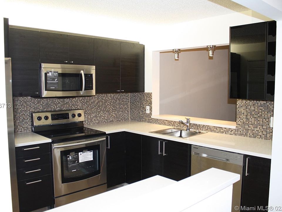 1st image of 8790 Holly Ct #2