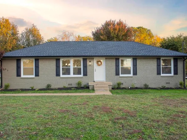 21 Shshone Ct, Old Hickory, TN 37138