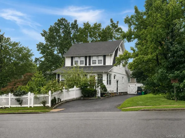 36 Highview Avenue, Orangeburg, NY 10962
