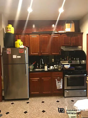 Rented by Batra Group Inc | media 12