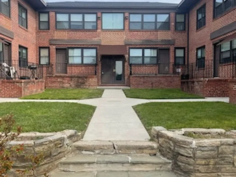 4300 Liberty Heights Ave — Photo 23