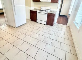 327 Bassett St #2, New Haven, CT 06511