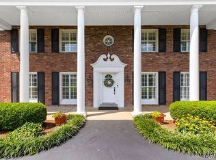 13065 Thornhill Dr, Saint Louis, MO 63131