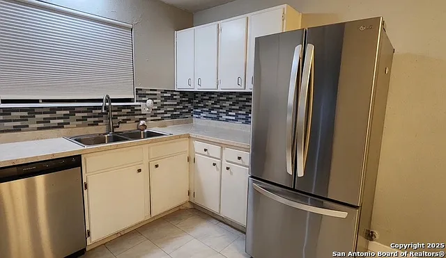 3401 Cliffside Dr — Photo 5