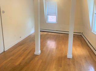 35 Davis Sq, Somerville, MA 02144