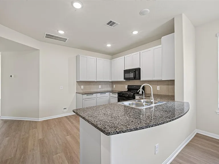 25331 Yellowbells Pl — Photo 16