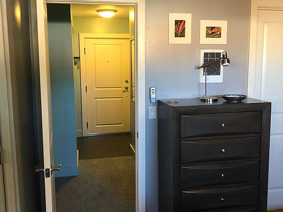 2nd image of 836 W Pennsylvania Ave APT 108