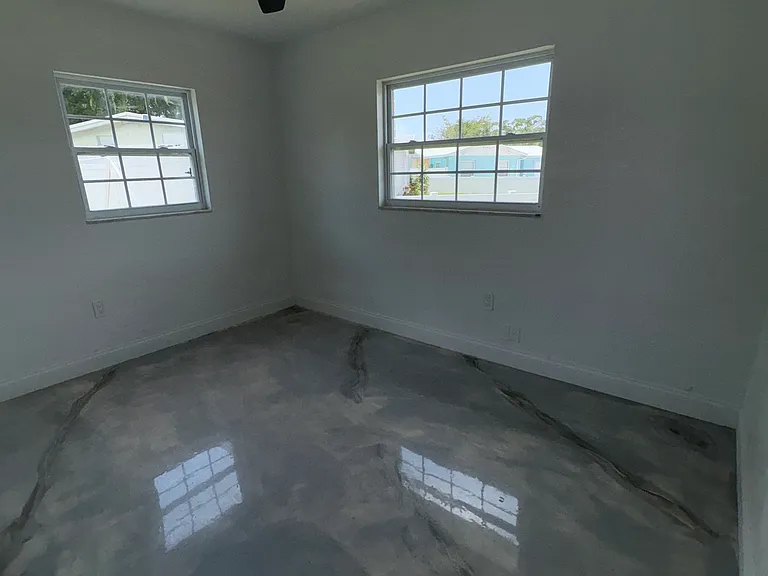 6501 Sawyer Ct — Photo 5