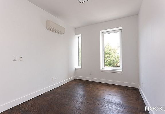 5th image of 794 Rogers Ave #2F