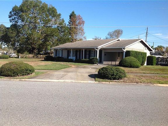 2nd image of 3416 Arbutus Ln