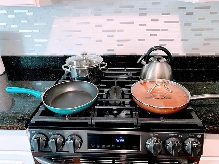 Gas cooking range in the kitchen