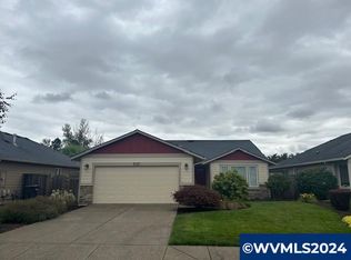 717 Maxwell Ave S, Monmouth, OR 97361