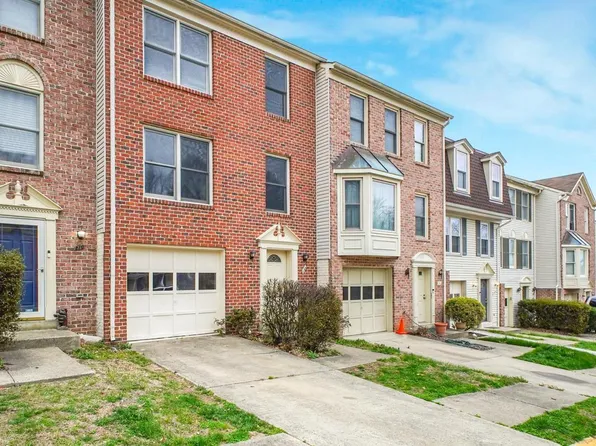 208 Rolling Hill Ct, Stafford, VA 22554