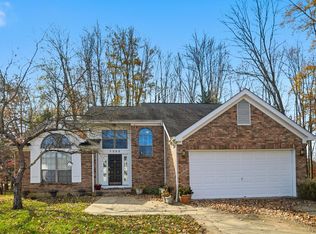 1335 Lakefront Ct, Amelia, OH 45102