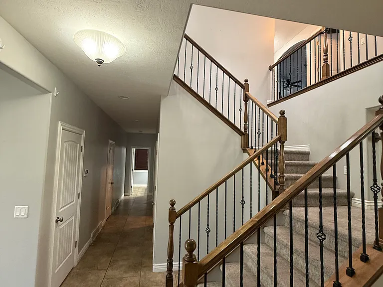 1848 W Grays Pl — Photo 10
