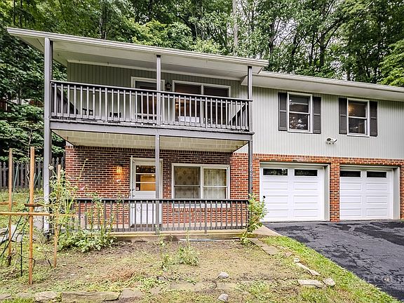 3rd image of 785 Dogwood Road