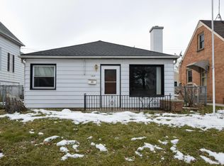 1810 17th Ave, South Milwaukee, WI 53172