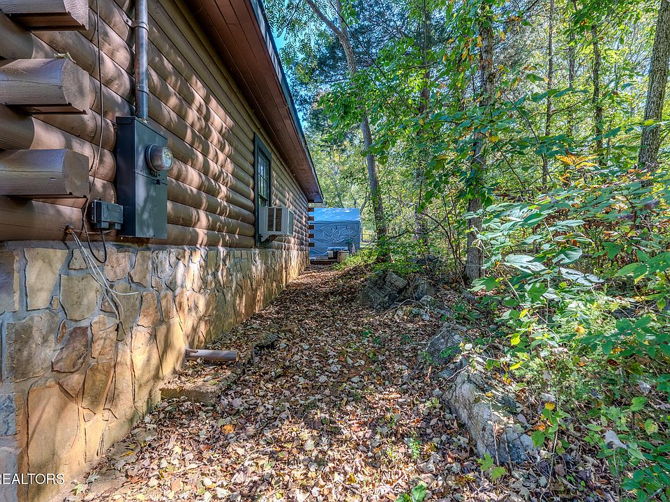 34th image of 2216 French Broad River Rd