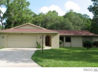 100 Douglas St, Homosassa, FL 34446