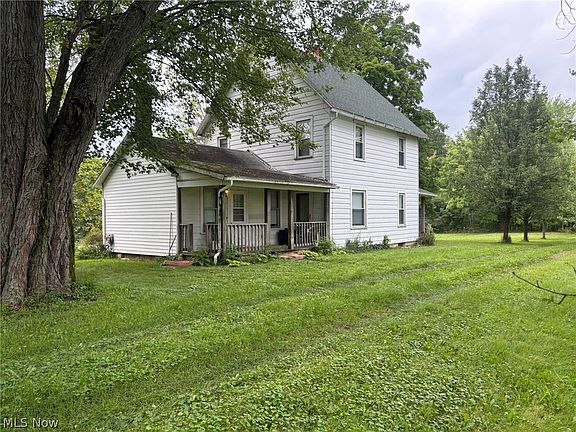 2nd image of 21815 Courtney Rd