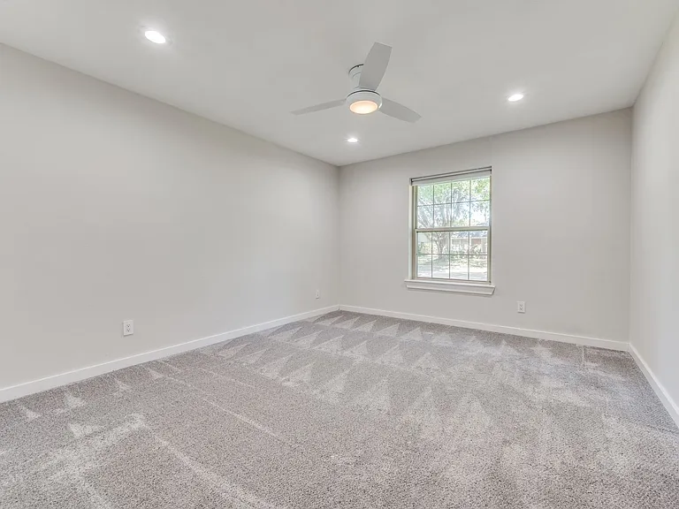 608 Cox Dr — Photo 21