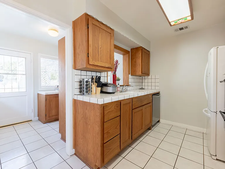 4109 Lynd Ave — Photo 14