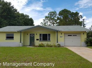 600 W Burleigh Blvd, Tavares, FL 32778